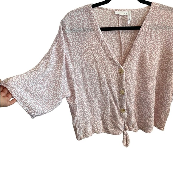 LUQ lavender and white animal print gauze button down tie uptop. - Picture 3 of 8